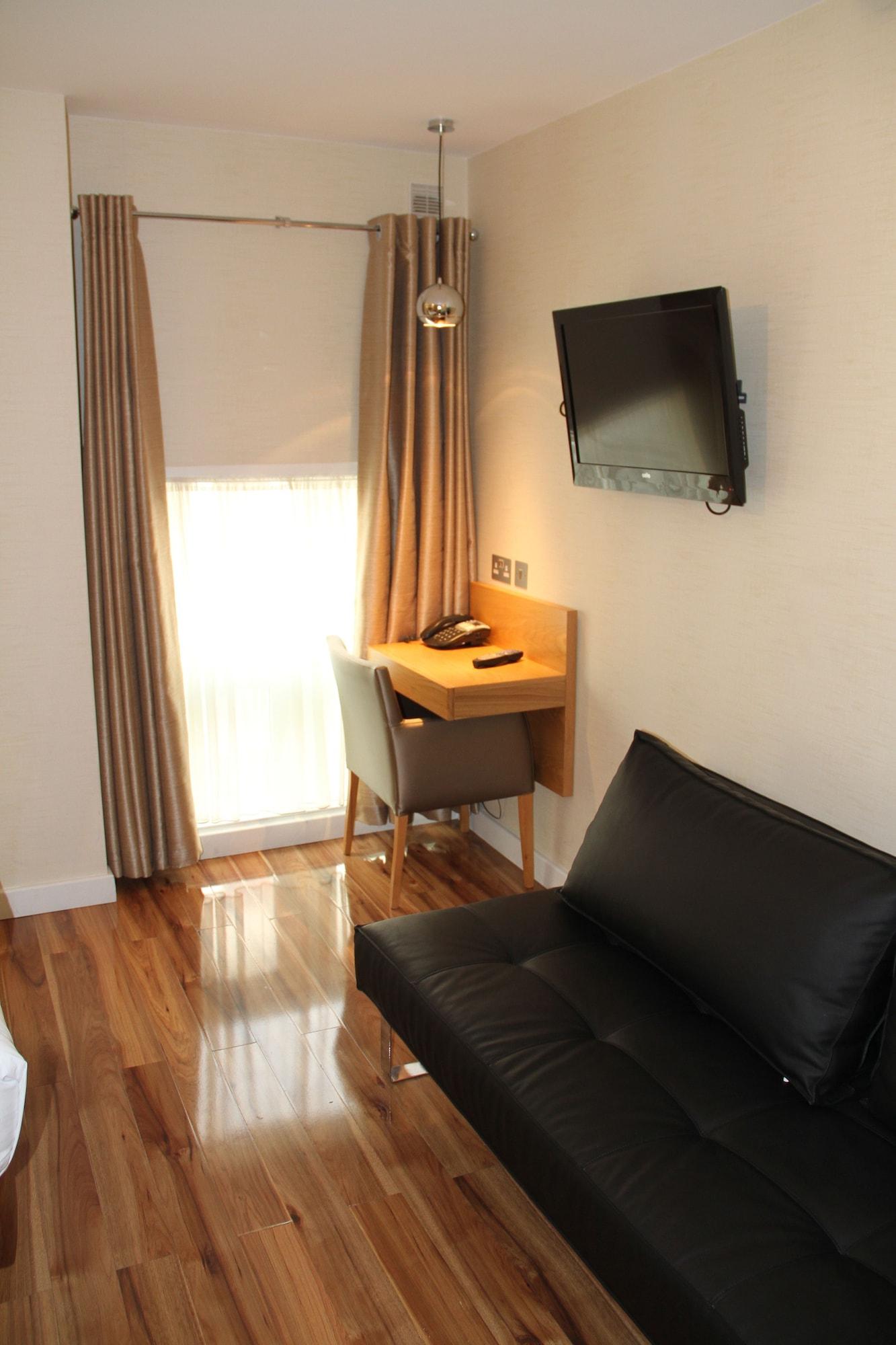 The Jade 3* Londra