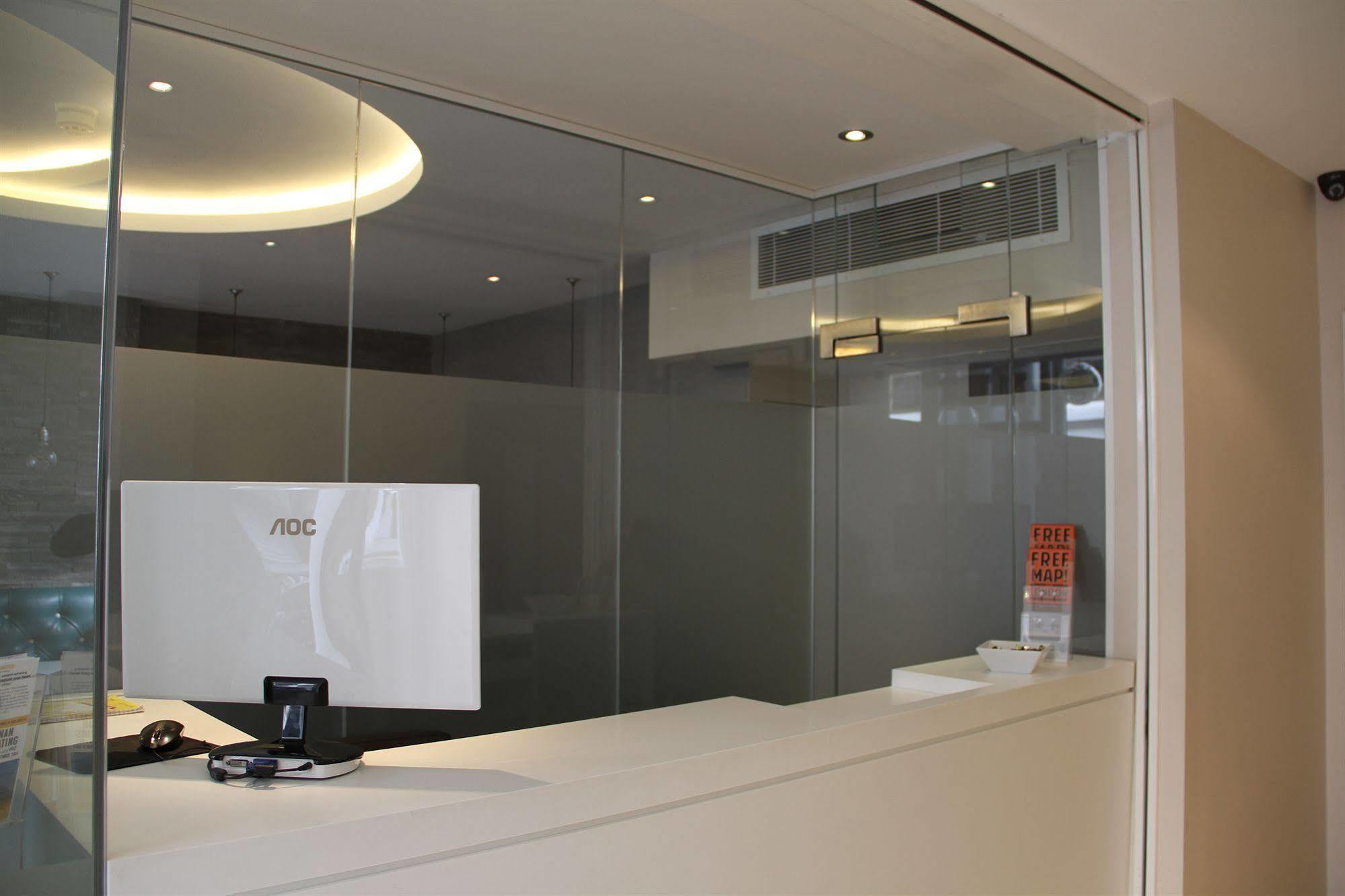 The Jade 3* Londra